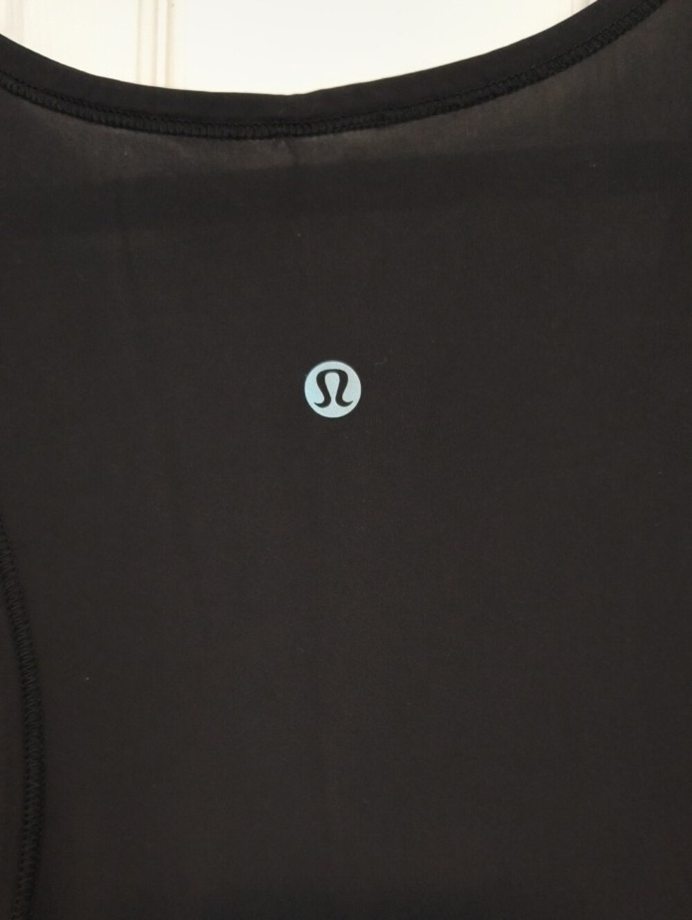 Lululemon Black Women’s Tank Top - Picture 3 of 5